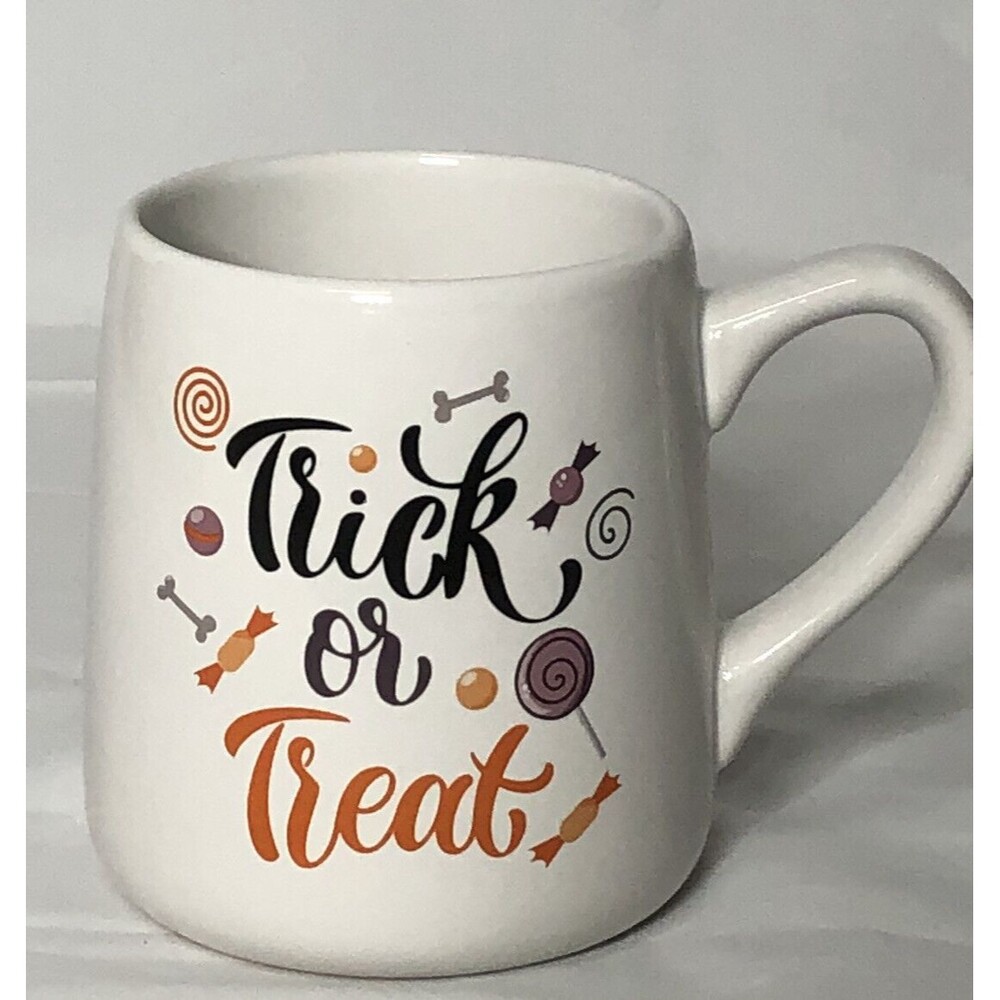 New "Trick or Treat" White Ceramic 22 oz Halloween Coffee Mug Cup Candy 2 sided